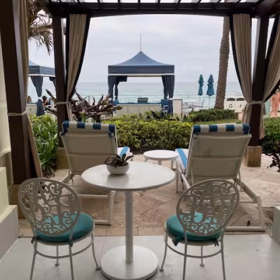 EAU RESORT PALM BEACH