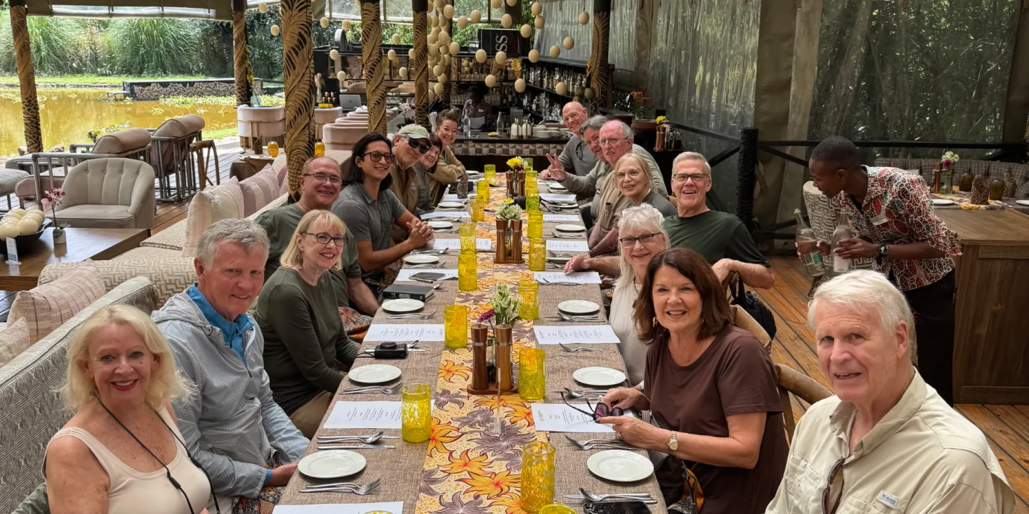 Large family at lunch at Hemingways