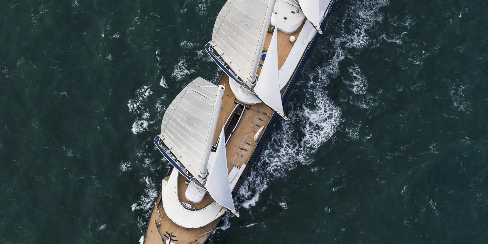Orient Yacht Sailing Exterior